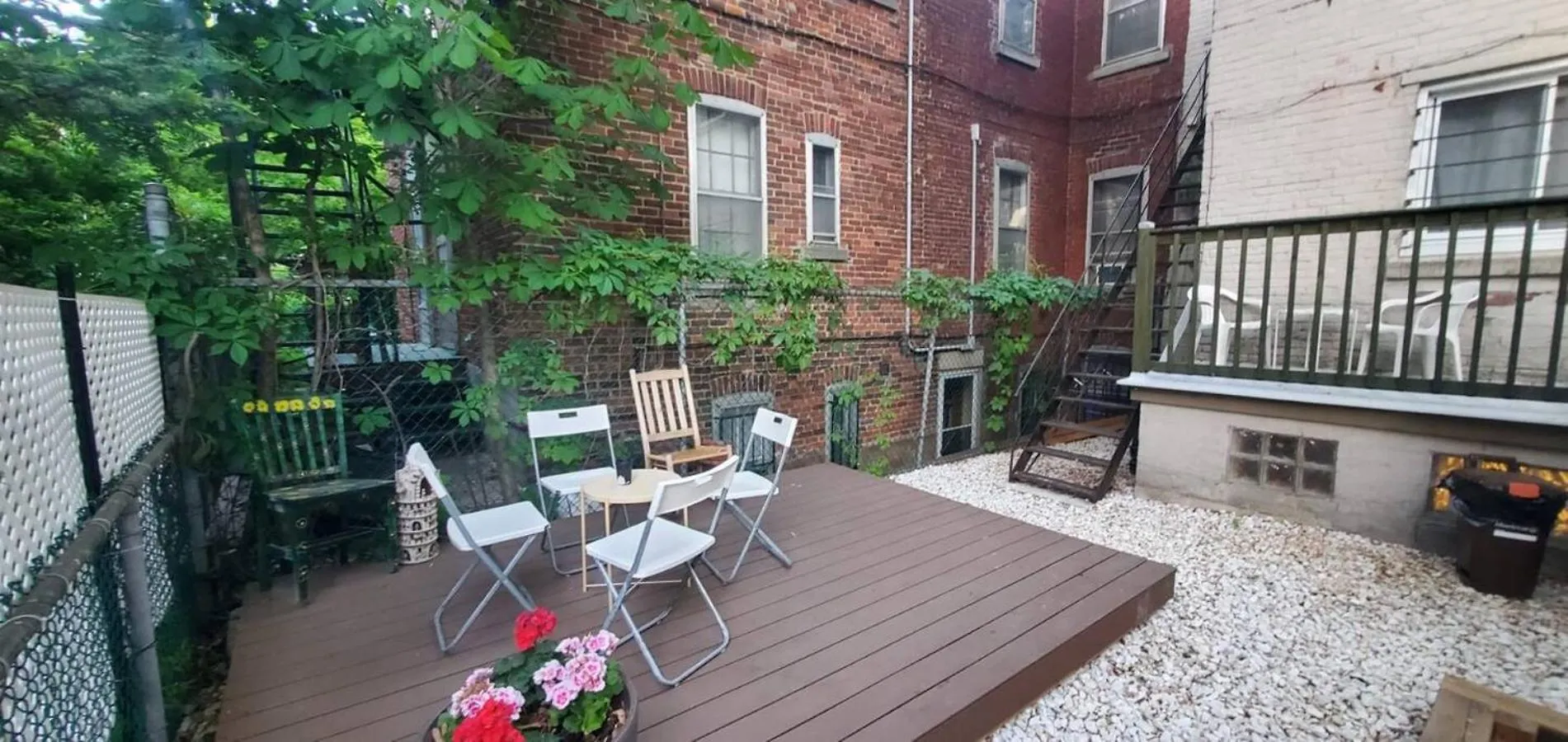 Casa vacanze Heart Of Mtr For Memerable Experiance 2 Backyard 7Minmetro Fully Renovated & Equipped Montréal